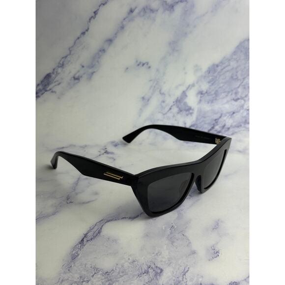 NEW Bottega Veneta BV1121S Sunglasses in Black main image 7